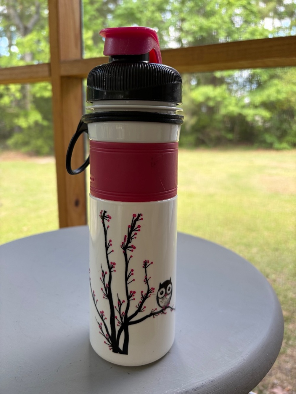 Rubbermaid Design Series Chug 20 Oz Water Bottle Flip Top Owl Flowers Pink White